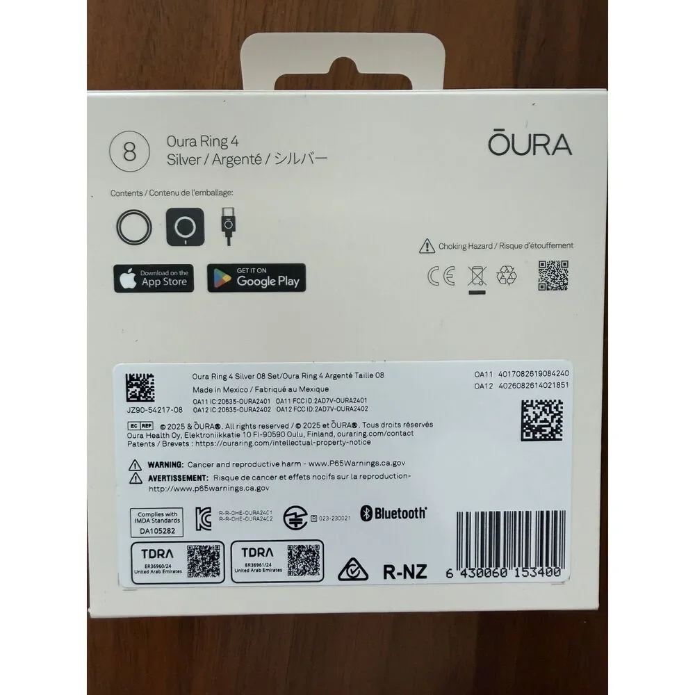 New in Box Oura Ring 4 in Silver Size 8 Unopened